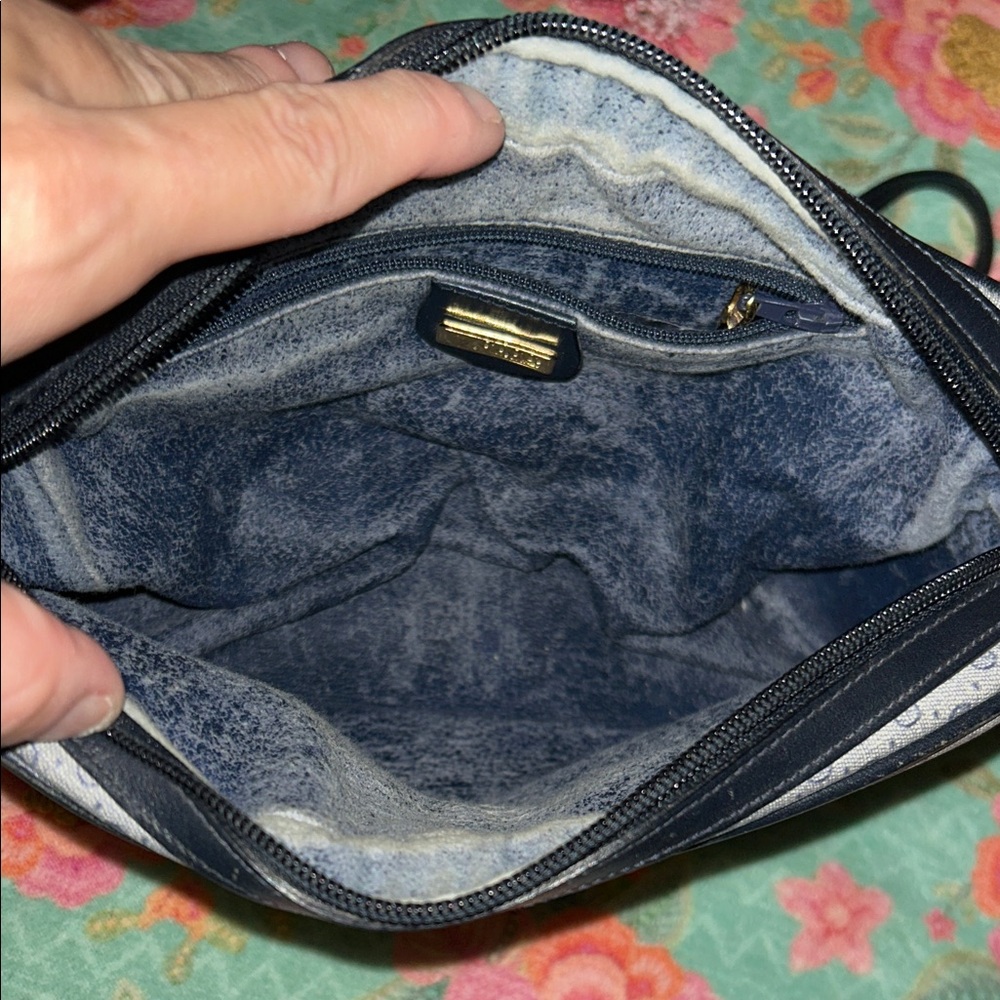 Gucci Black and Gray Crossbody Bag - Picture 9 of 12